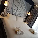Mercure Centre Cathedrale Hotel 4*