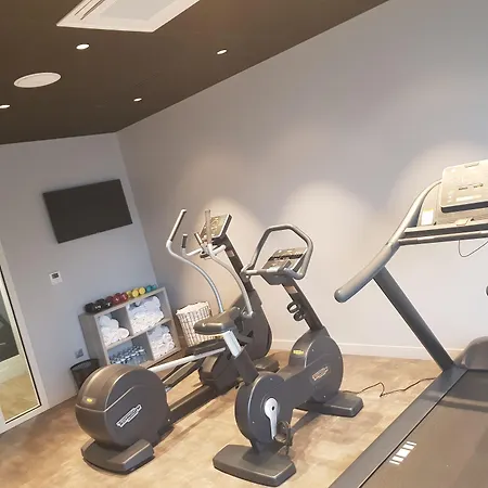 מלון Mercure Centre Cathedrale 4*
