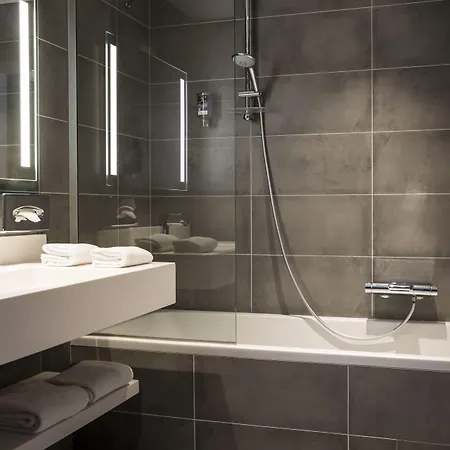 メルキュール サントル カテドラル 4*