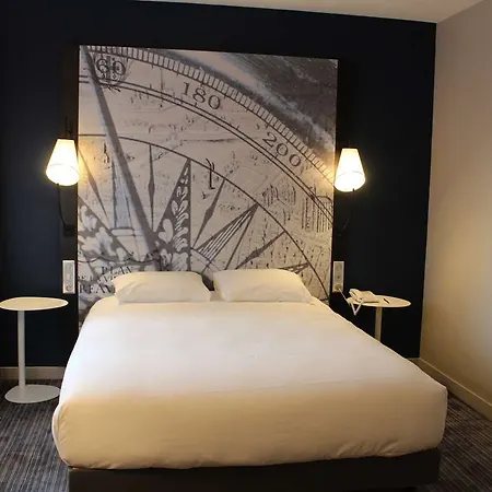Hotel Mercure Centre Cathédrale 4*