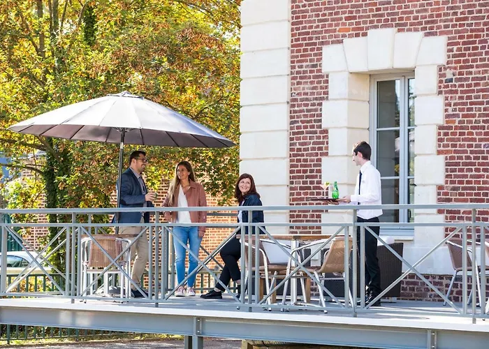 Mercure Centre Cathedrale 4* Μποβέ