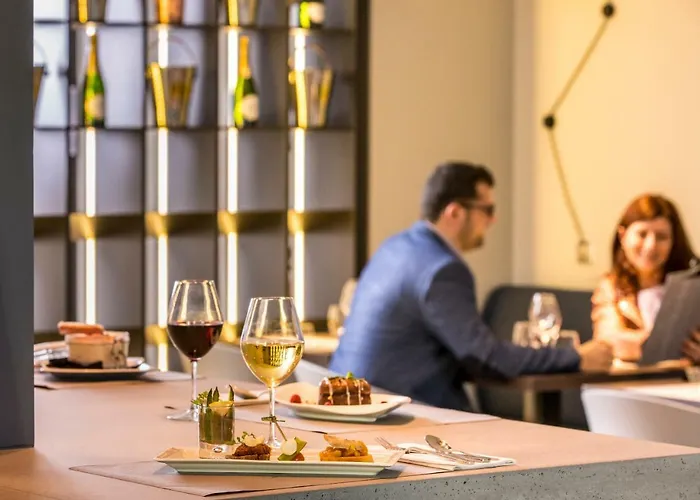 Ξενοδοχείο Mercure Centre Cathedrale 4*